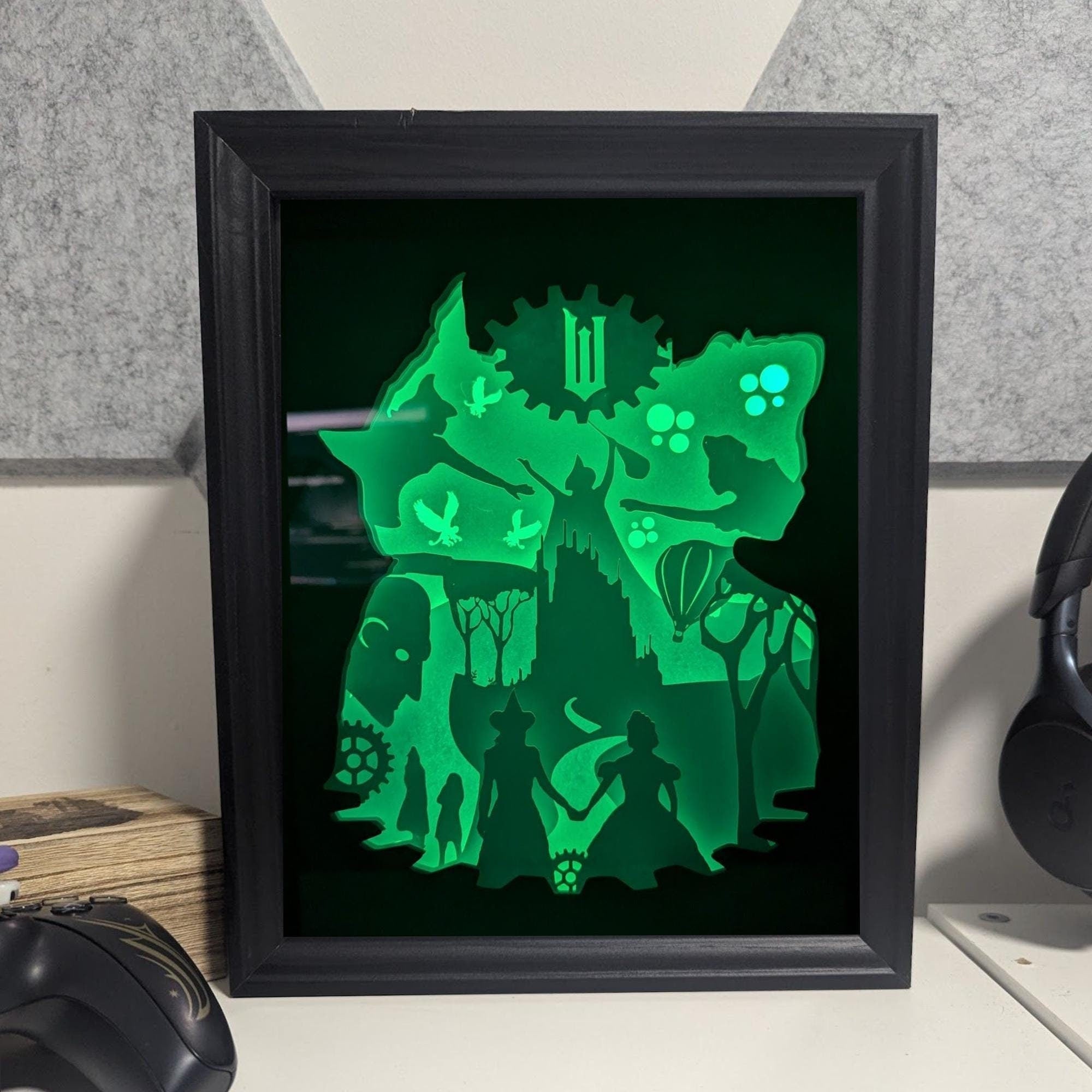 Wicked - Lightbox - Shadowbox, 3D Paper art, Unique Gift, Glinda and Elphaba