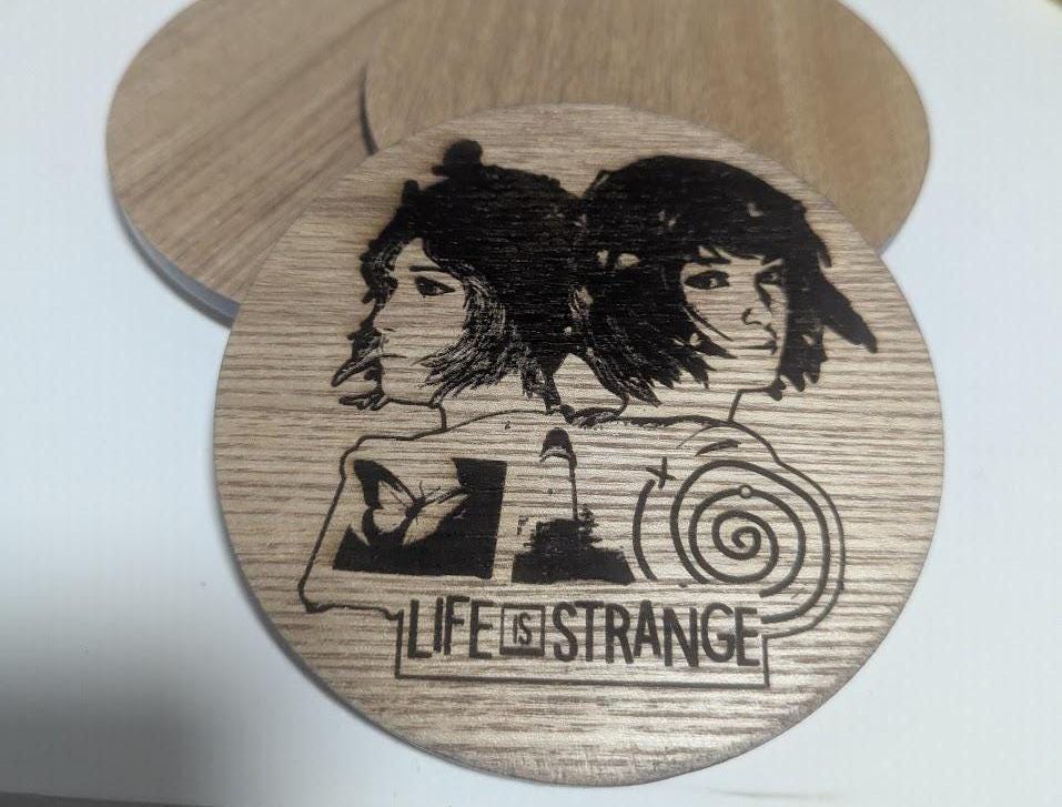 Life Is Strange - Themed Coaster - Unique gift - Max and Chloe