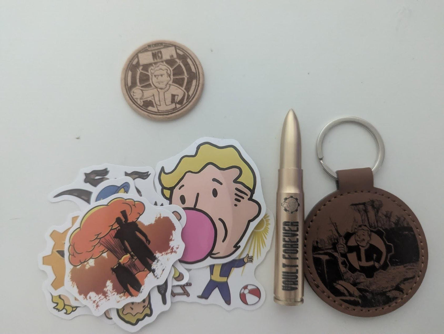 Fallout - Engraved Stash tin gift set - unique gift - caps - mentats