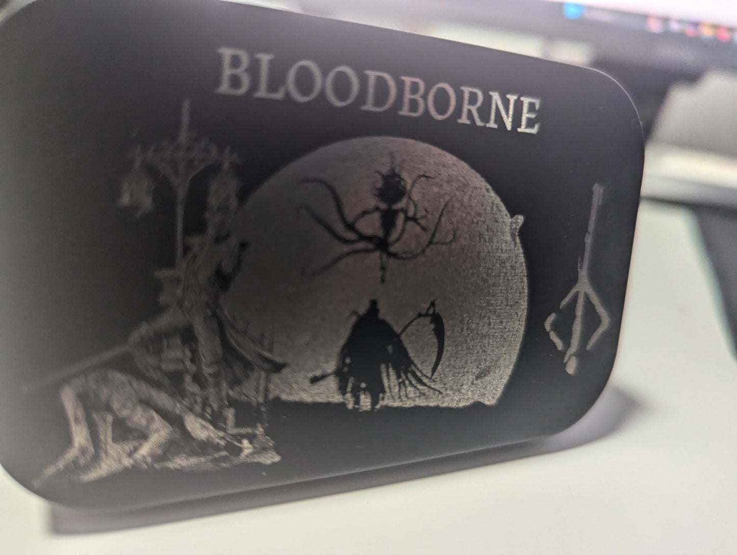 Bloodborne - Engraved Stash tin - gift set - unique gift