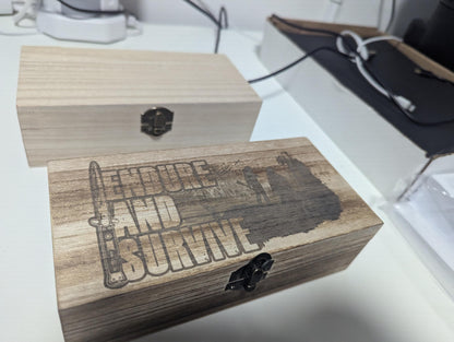 The Last of us - Gift box - Unique Gift - Joel and ellie - Endure and survive
