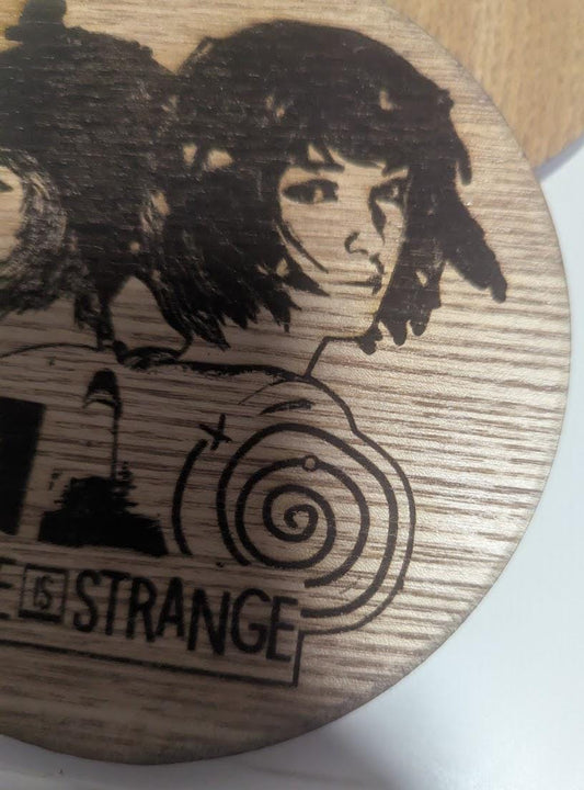 Life Is Strange - Themed Coaster - Unique gift - Max and Chloe